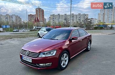 Седан Volkswagen Passat 2015 в Киеве
