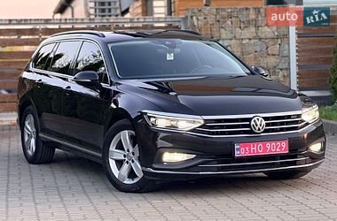 Универсал Volkswagen Passat 2020 в Львове