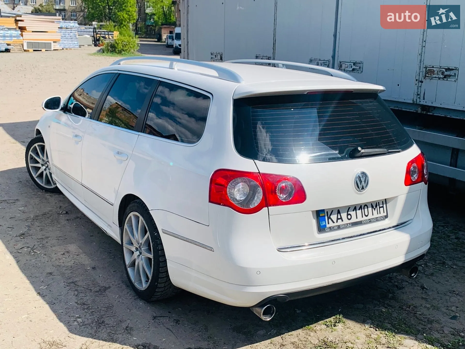 2010 Volkswagen Passat - мініатюра 3