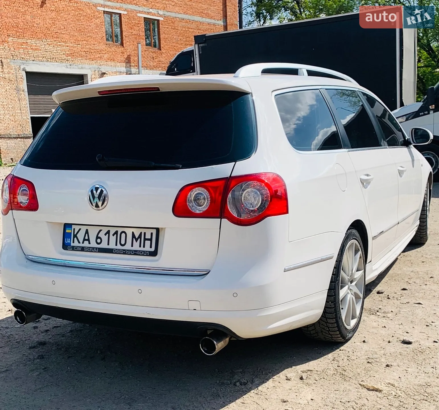 2010 Volkswagen Passat - мініатюра 4