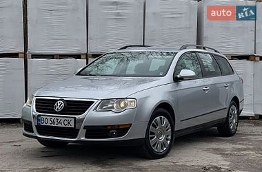 Универсал Volkswagen Passat 2010 в Тернополе