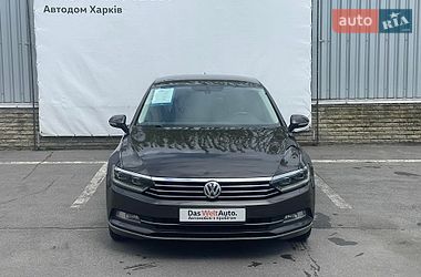 Седан Volkswagen Passat 2017 в Харкові