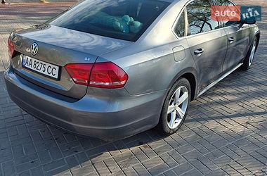 Седан Volkswagen Passat 2012 в Киеве