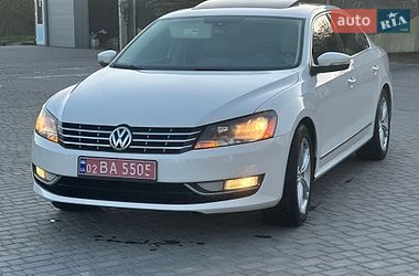 Седан Volkswagen Passat 2014 в Виннице