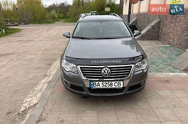 Універсал Volkswagen Passat 2007 в Новомиргороді