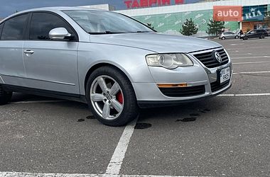Седан Volkswagen Passat 2006 в Миколаєві