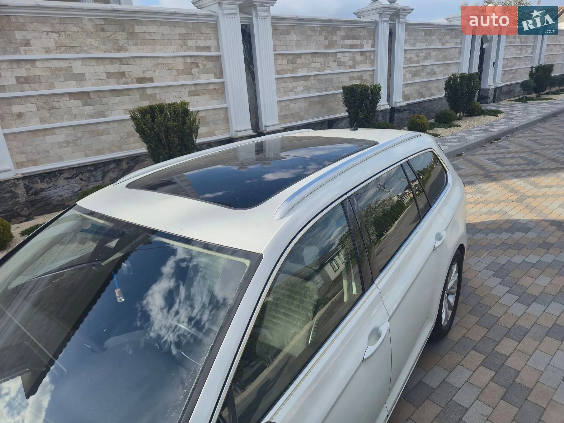 Volkswagen Passat 2015 VIN WVWZZZ3CZGE142768 фото оголошення 5 з 16