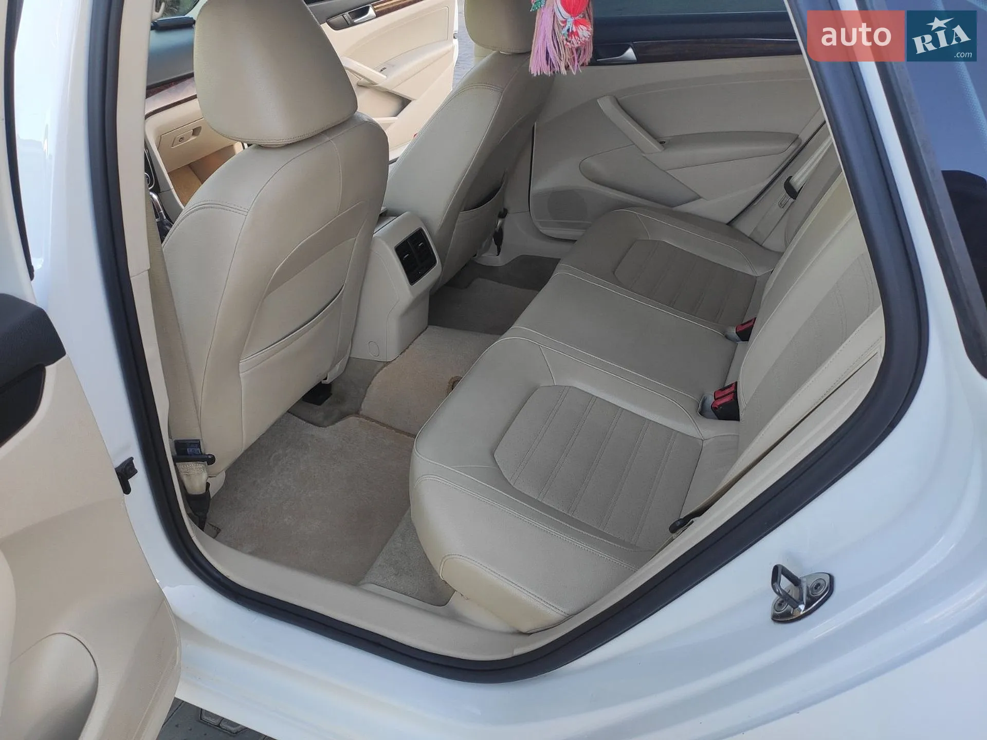 2012 Volkswagen Passat - мініатюра 11