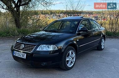 Седан Volkswagen Passat 2003 в Виннице