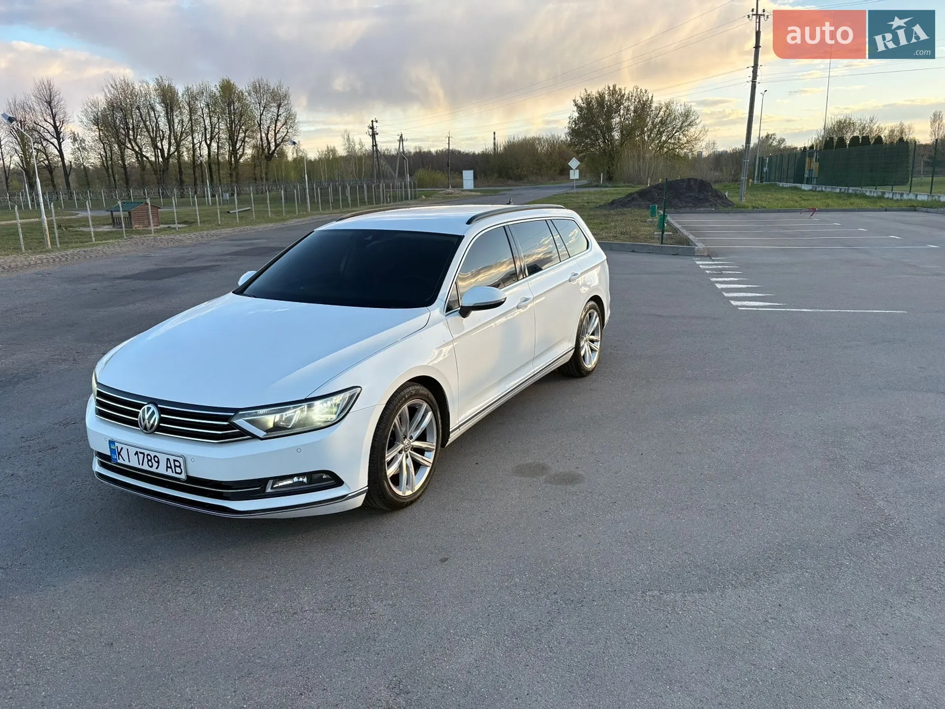 2019 Volkswagen Passat - мініатюра 11