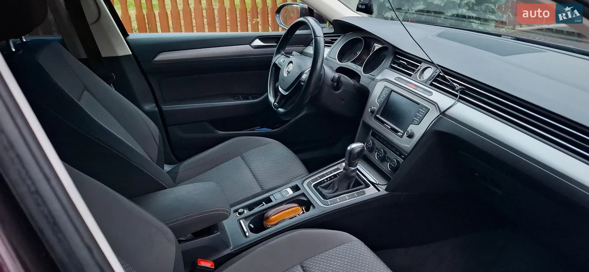 Volkswagen Passat 2017 VIN WVWZZZ3CZHP028901 фото оголошення 5 з 7