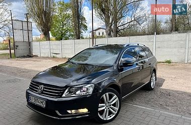Універсал Volkswagen Passat 2011 в Києві