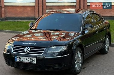 Седан Volkswagen Passat 2004 в Чернигове