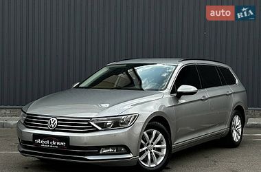 Універсал Volkswagen Passat 2015 в Миколаєві