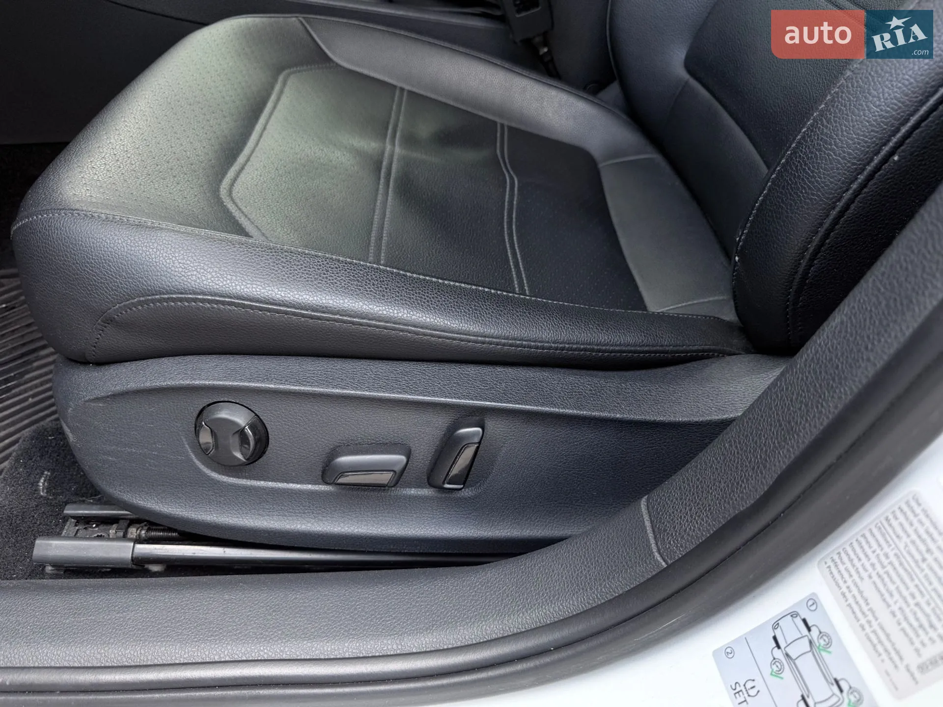 2016 Volkswagen Passat - мініатюра 14