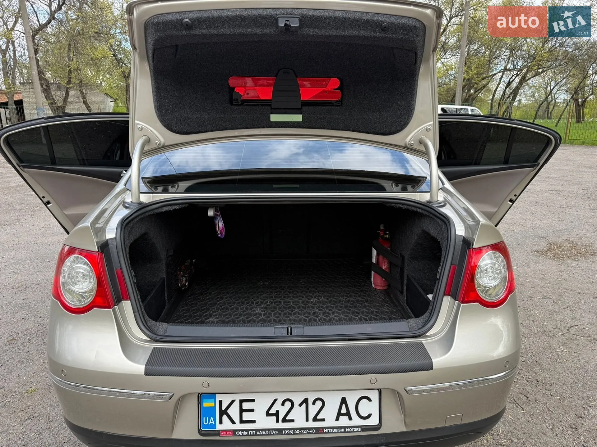Продам Passat Sedan 2005 VIN WVWZZZ3CZ6P091028 фото оголошення 14 з 27