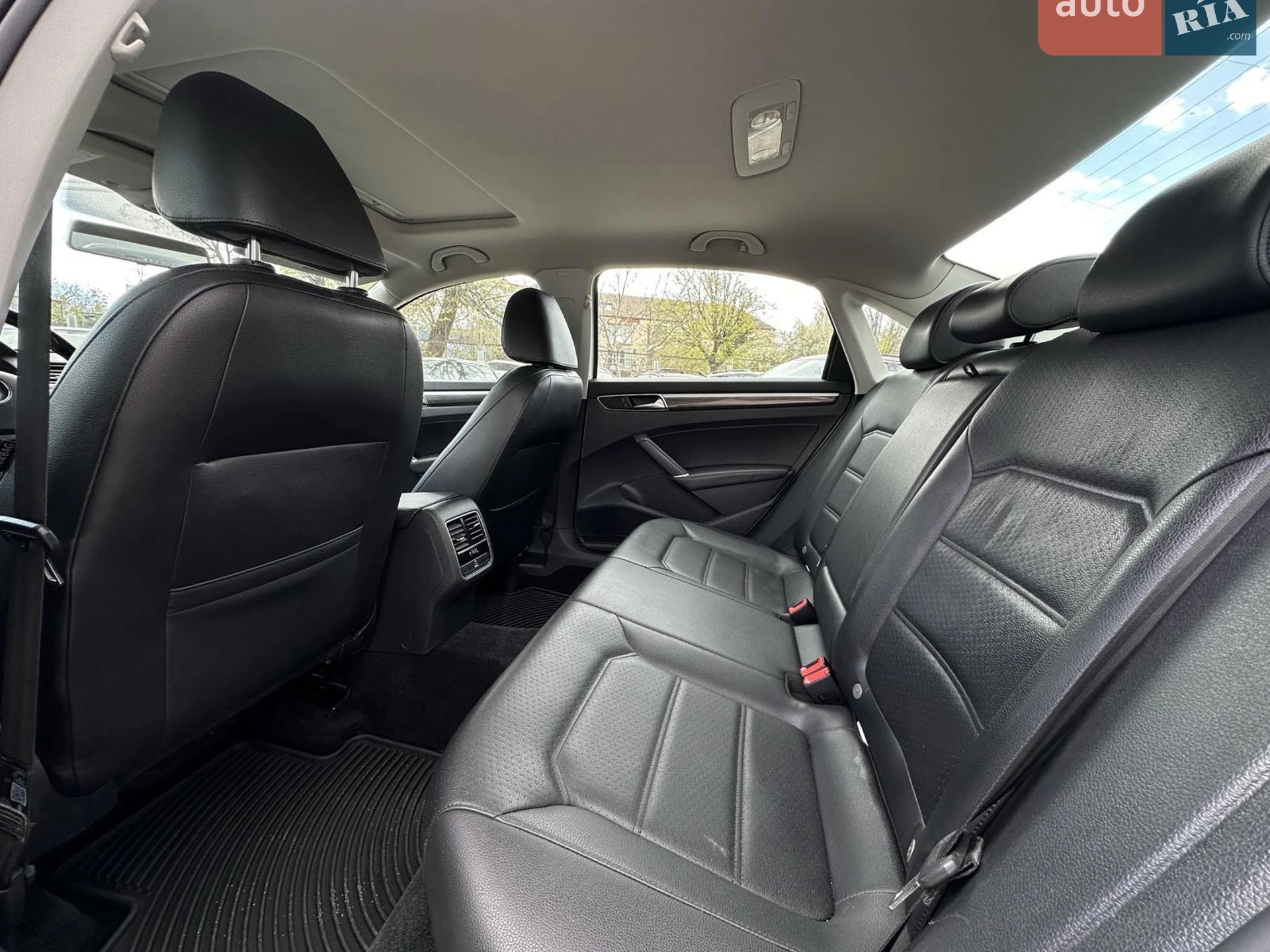 2016 Volkswagen Passat - мініатюра 14