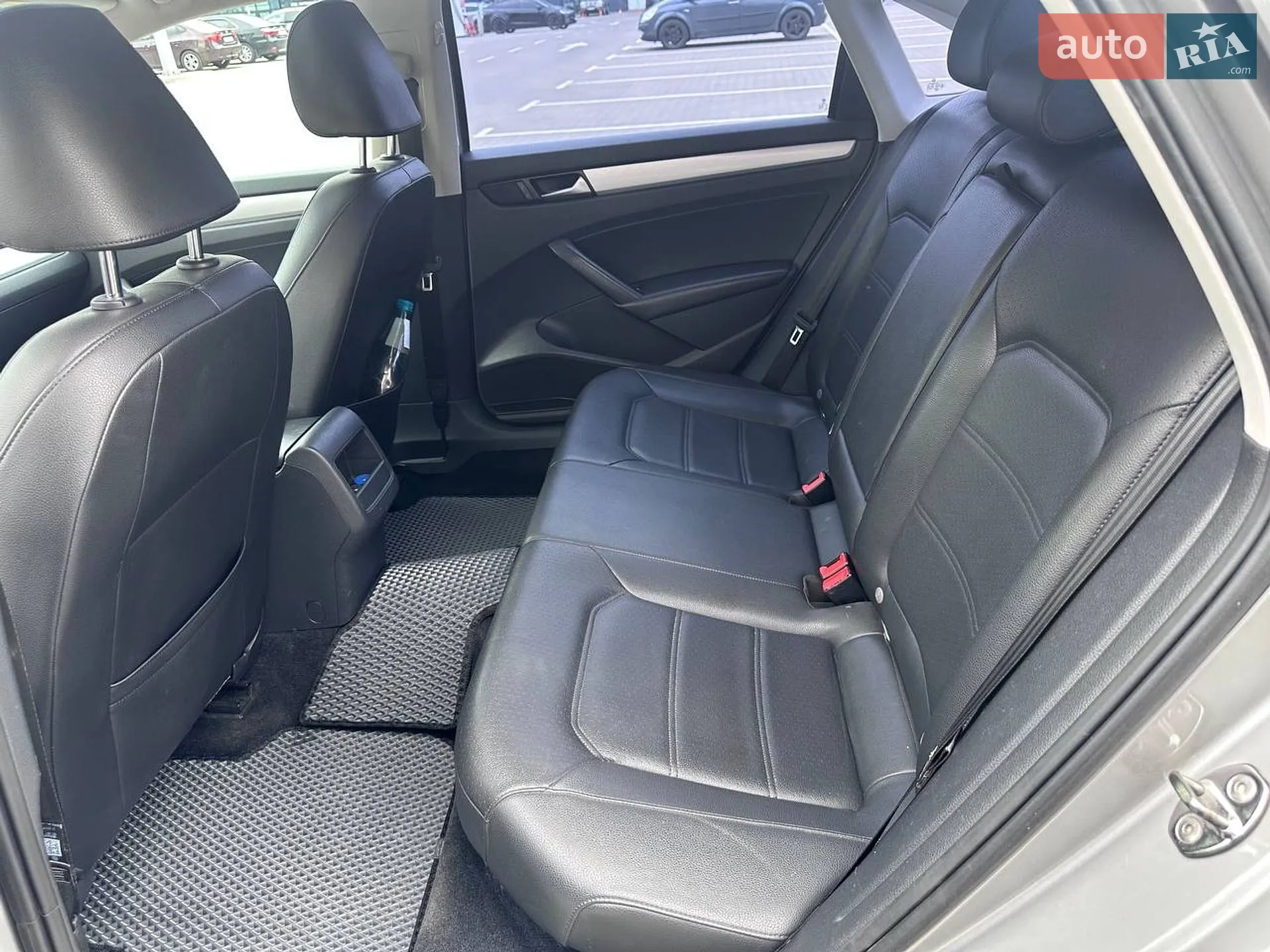 2012 Volkswagen Passat - мініатюра 10