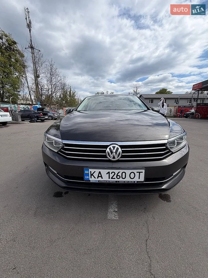 2016 Volkswagen Passat - мініатюра 23