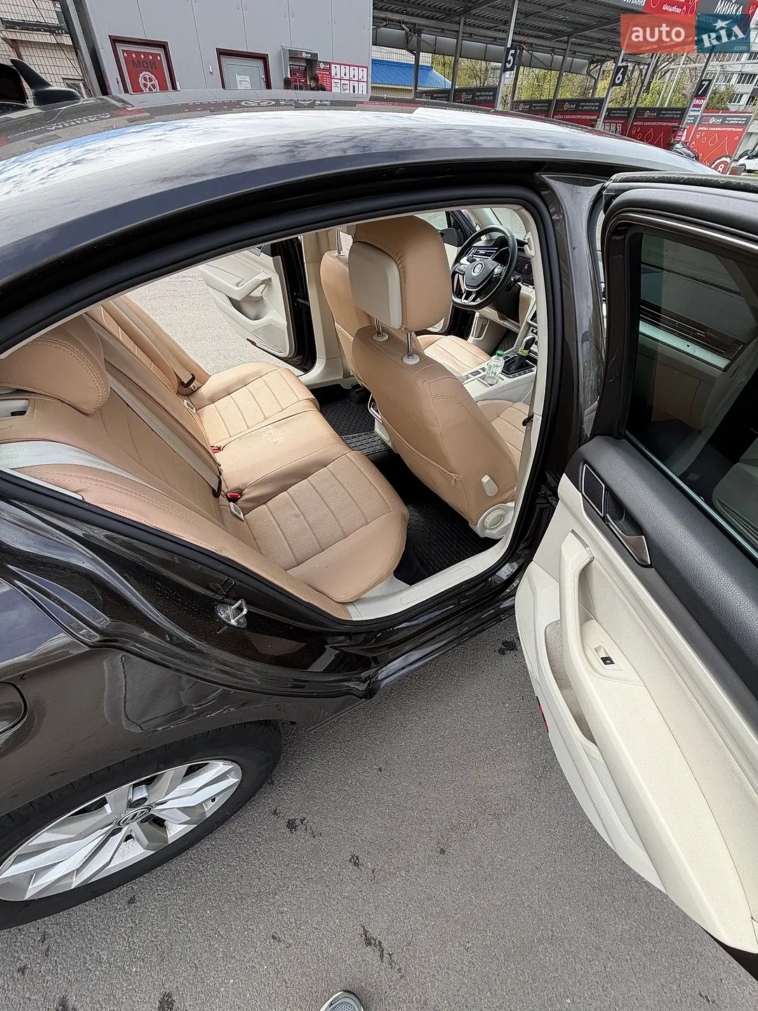 2016 Volkswagen Passat - мініатюра 43