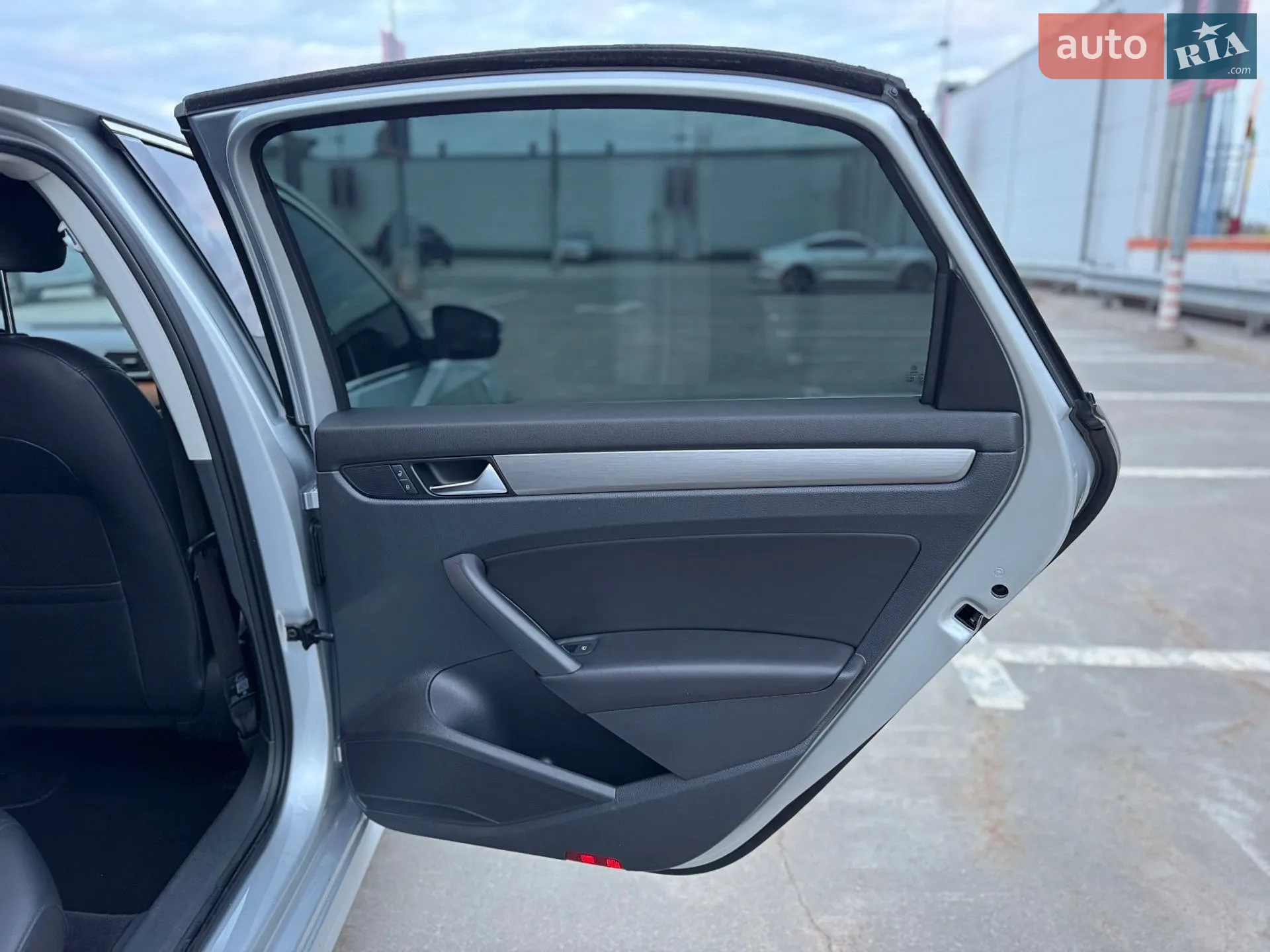 2014 Volkswagen Passat - мініатюра 30