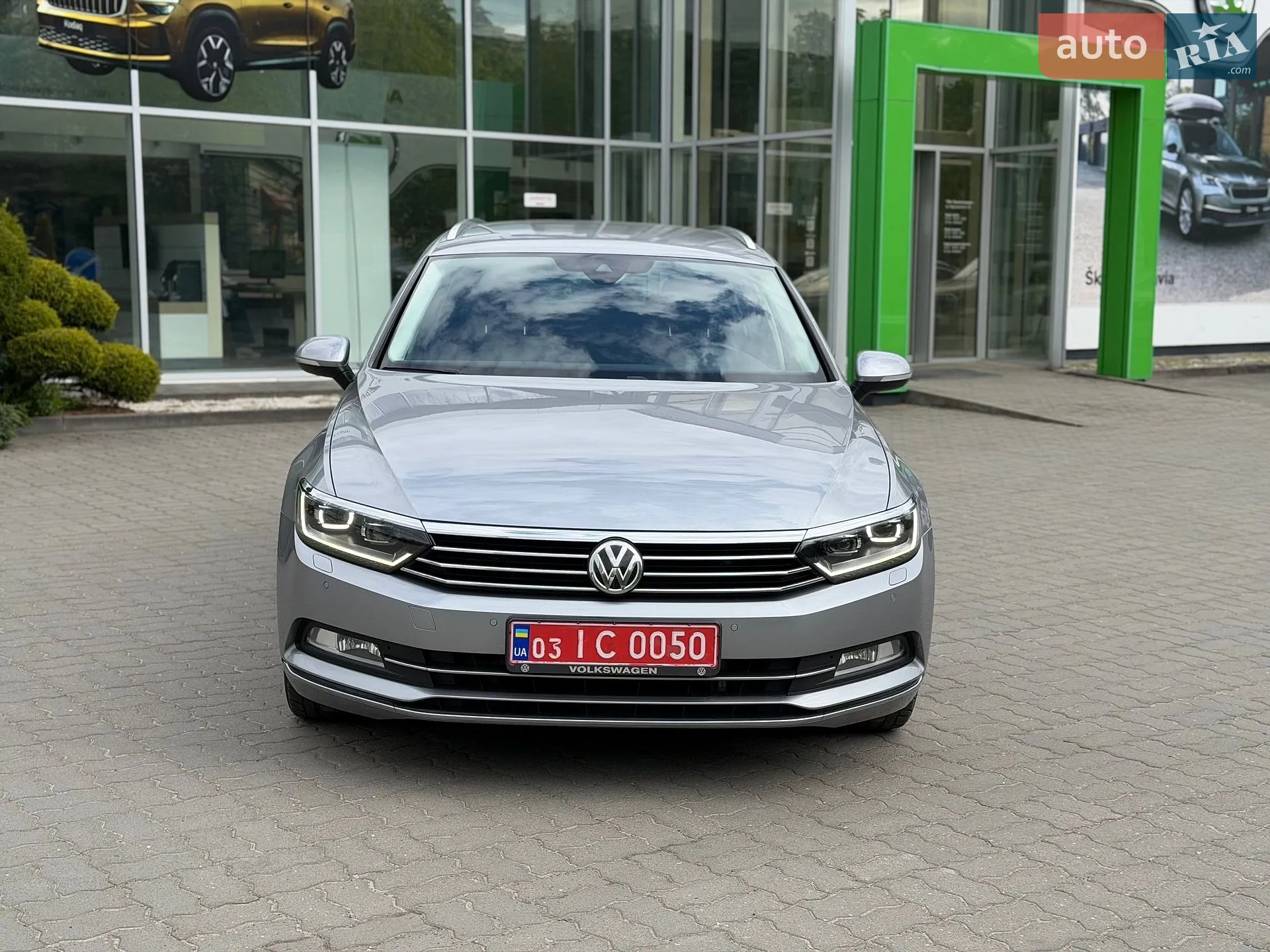 2018 Volkswagen Passat - фото 1