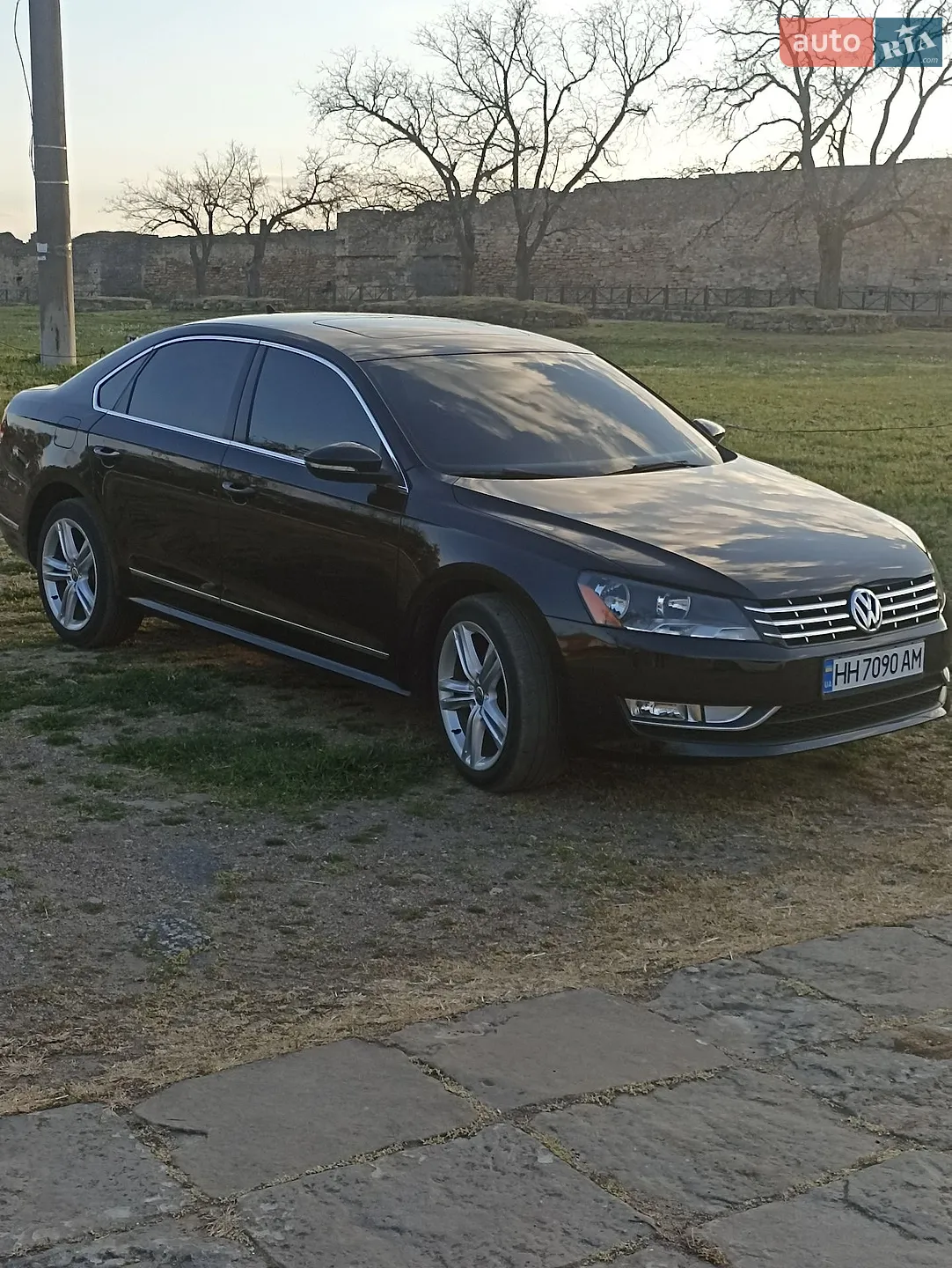 2014 Volkswagen Passat - мініатюра 2