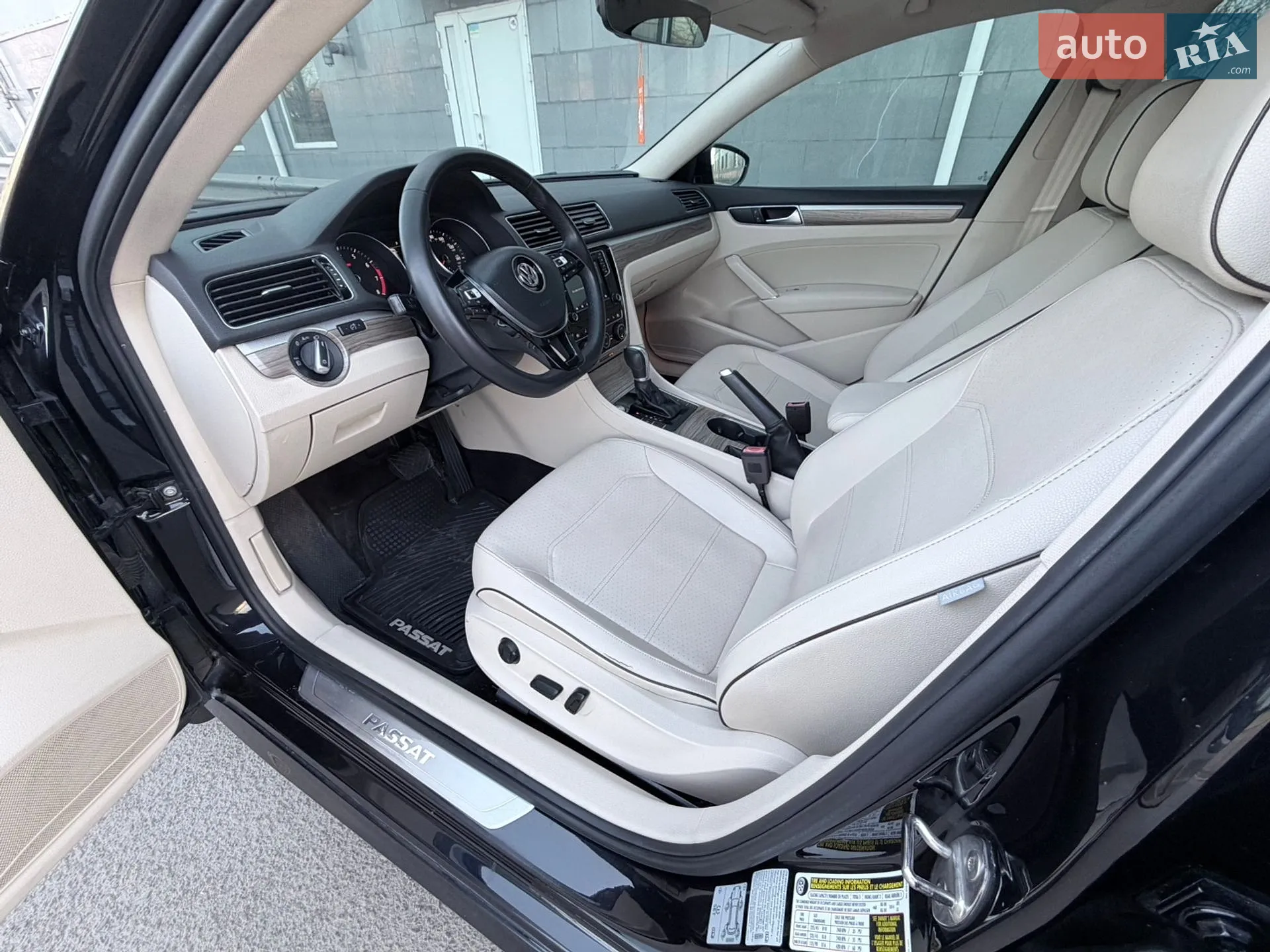 2018 Volkswagen Passat - мініатюра 11
