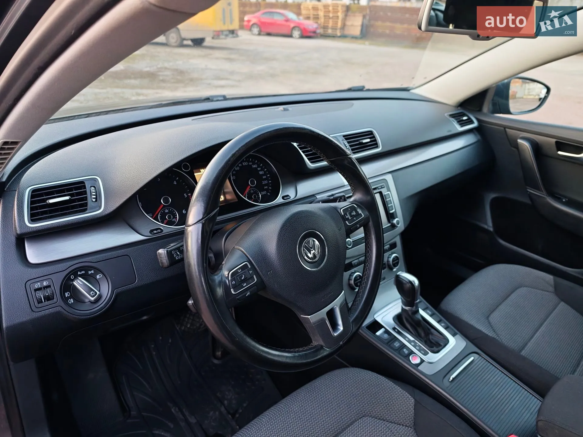 2013 Volkswagen Passat - мініатюра 30