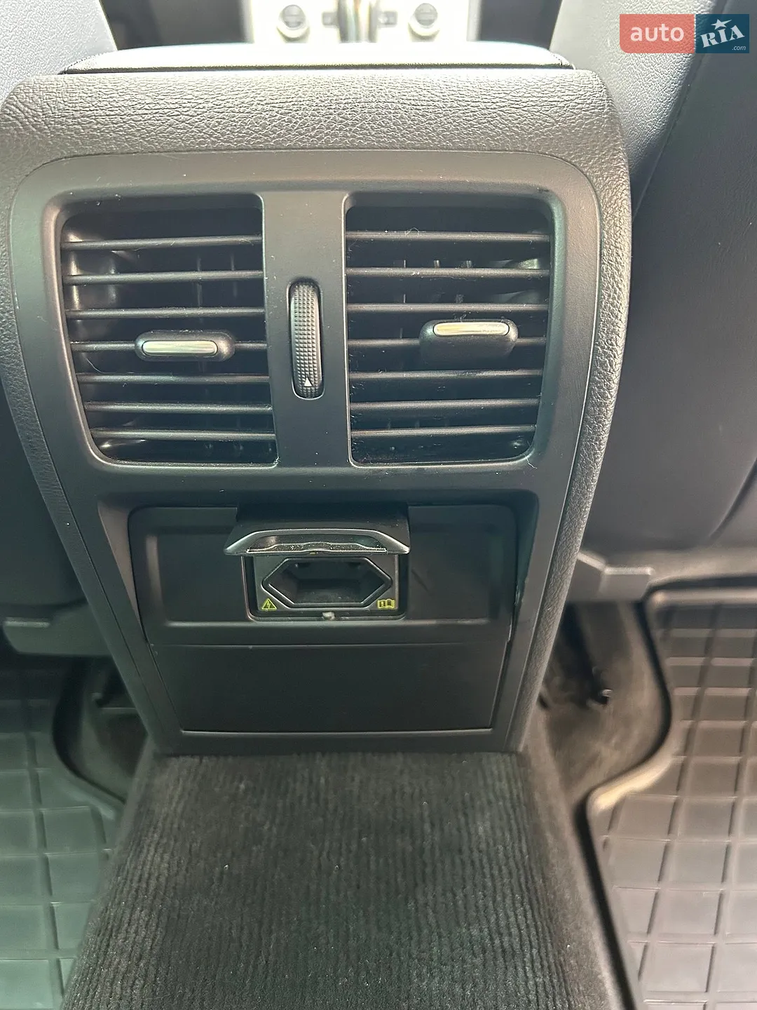 2013 Volkswagen Passat - мініатюра 15