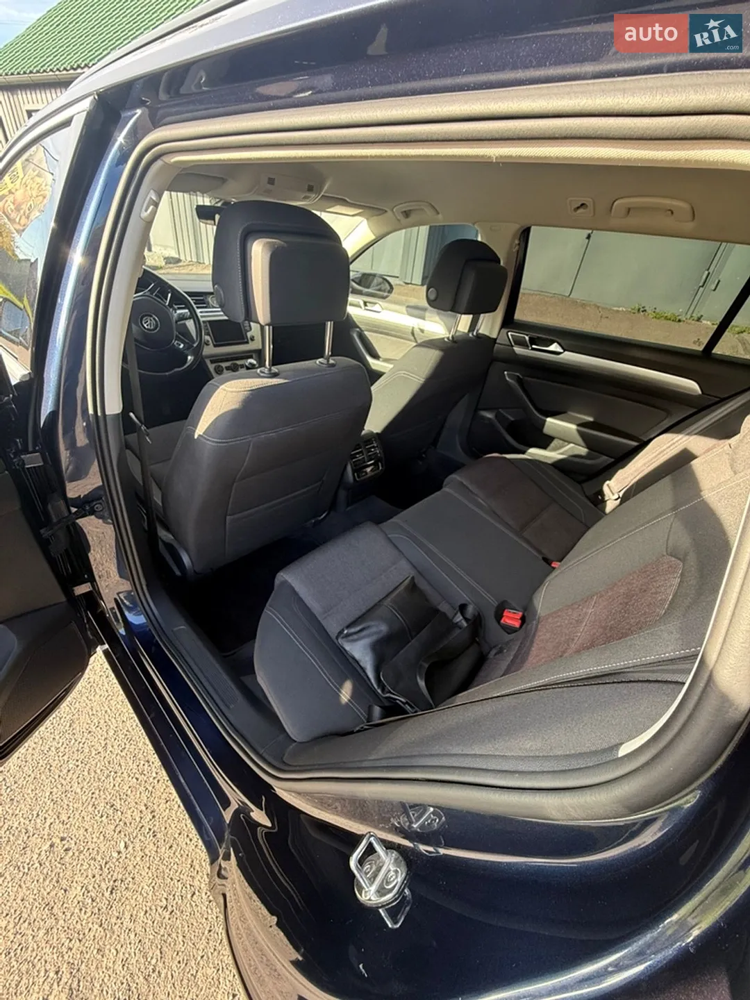 2016 Volkswagen Passat - мініатюра 21