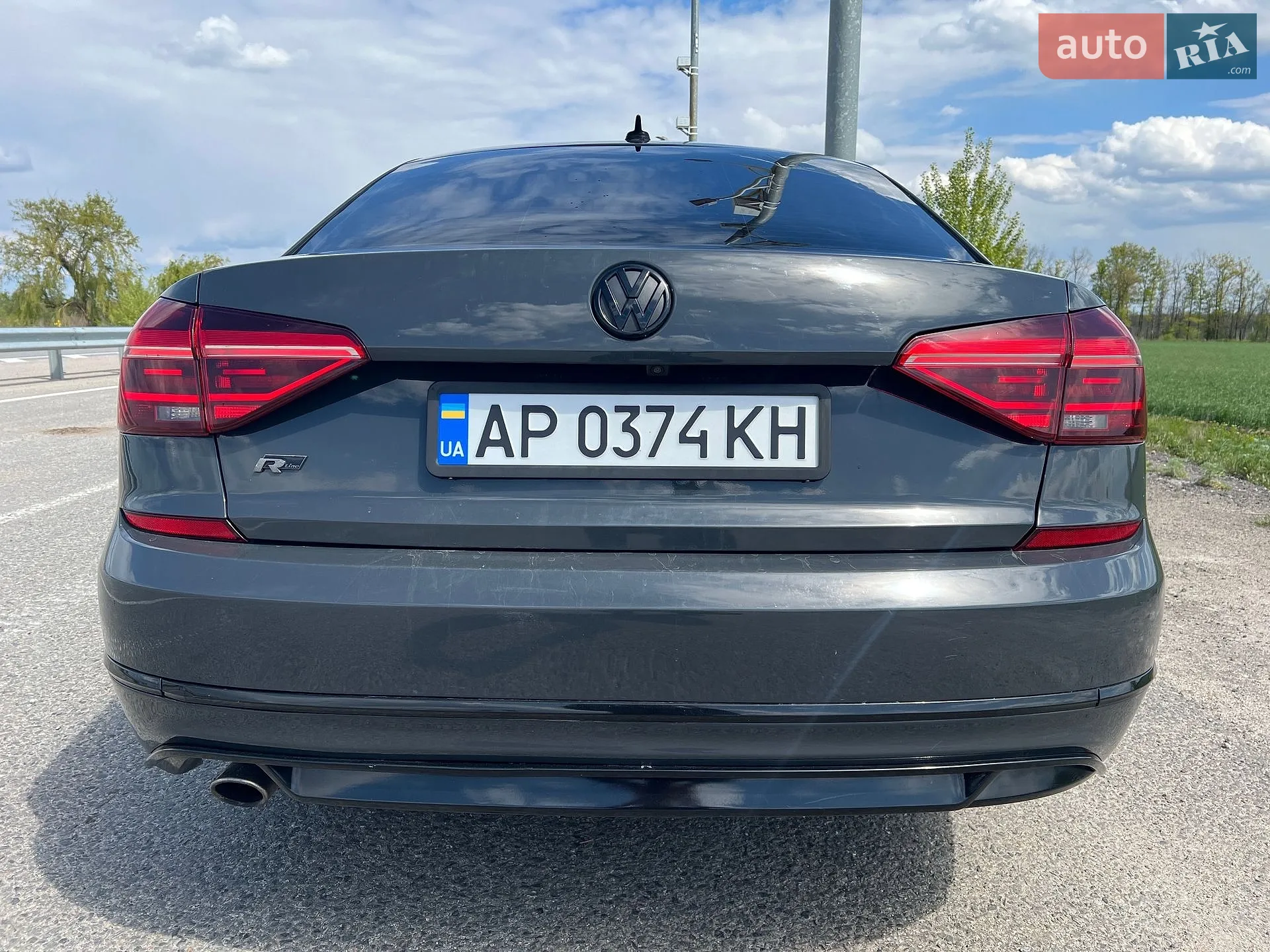 2017 Volkswagen Passat - мініатюра 10