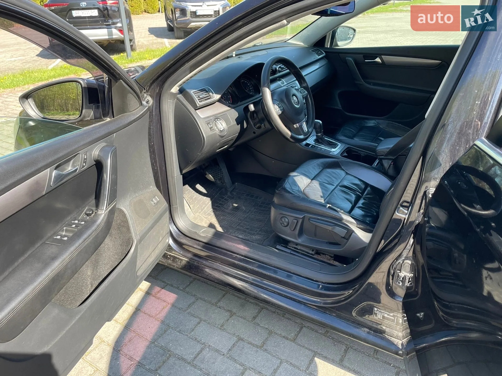 2011 Volkswagen Passat - мініатюра 10