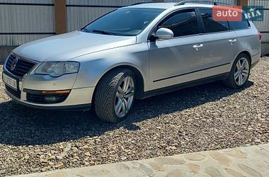 Универсал Volkswagen Passat 2010 в Долине