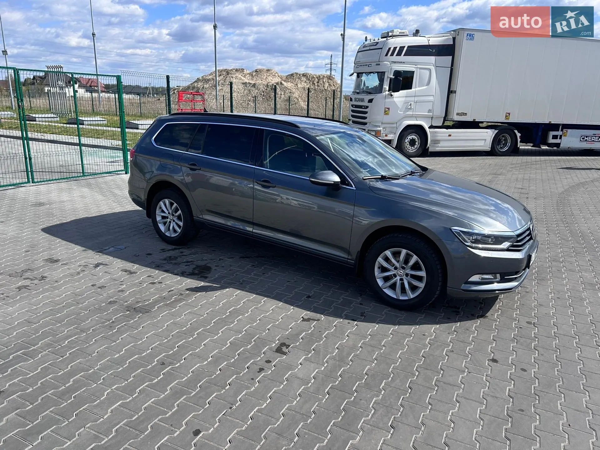 2016 Volkswagen Passat - мініатюра 4