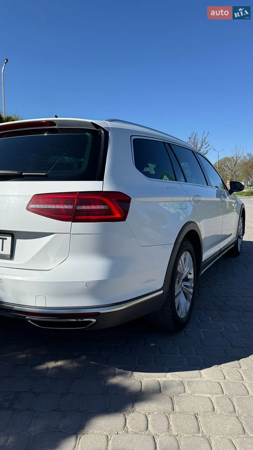 2016 Volkswagen Passat - мініатюра 8