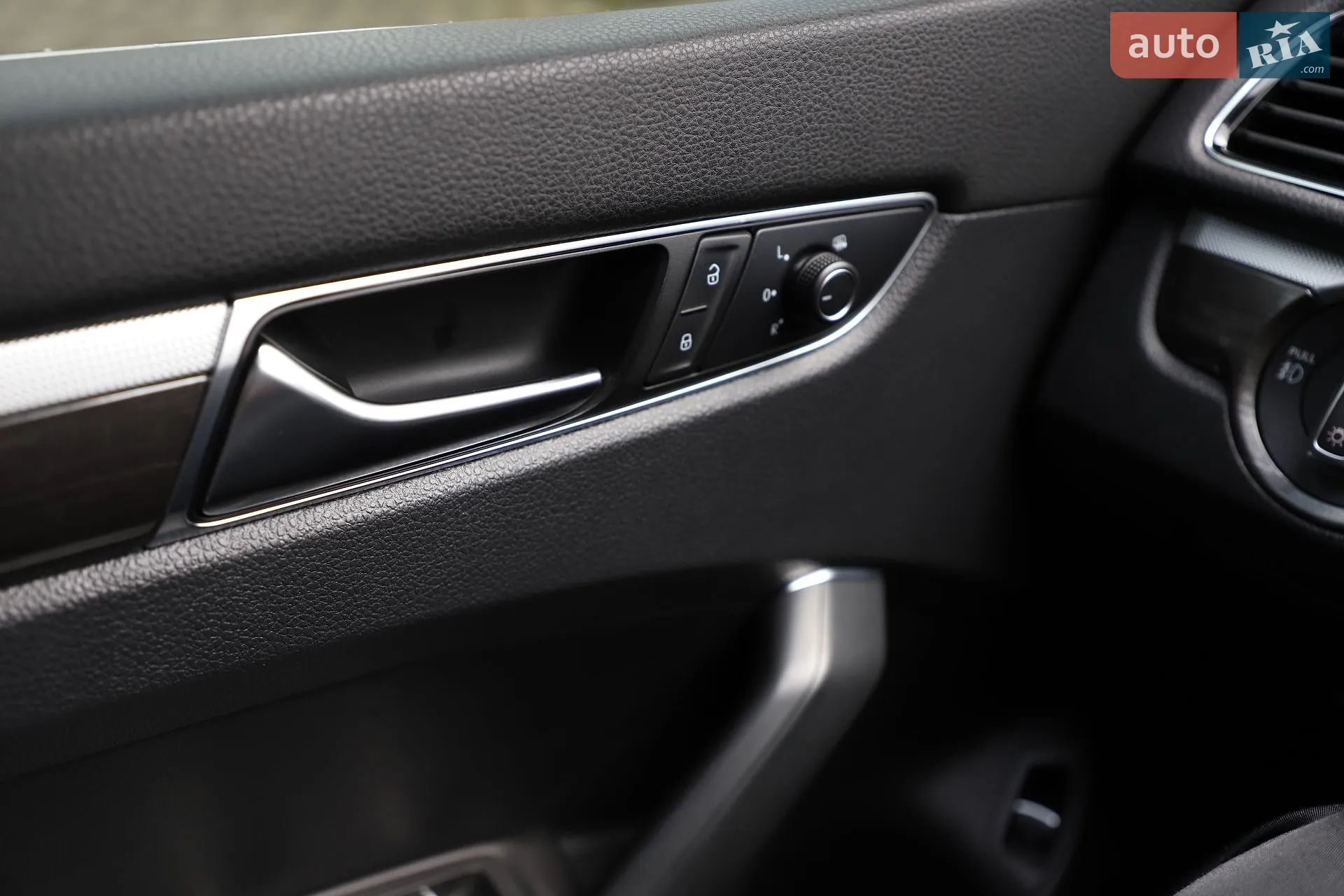 2017 Volkswagen Passat - мініатюра 23