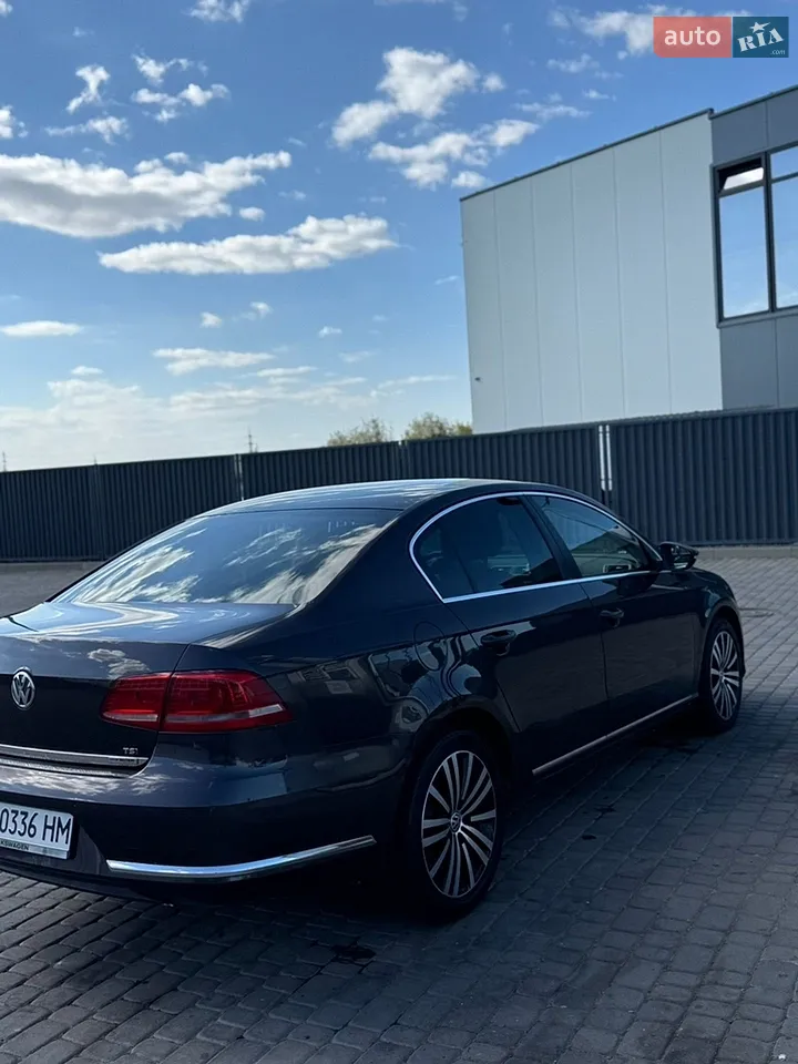 2010 Volkswagen Passat - мініатюра 20