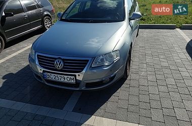 Универсал Volkswagen Passat 2010 в Львове