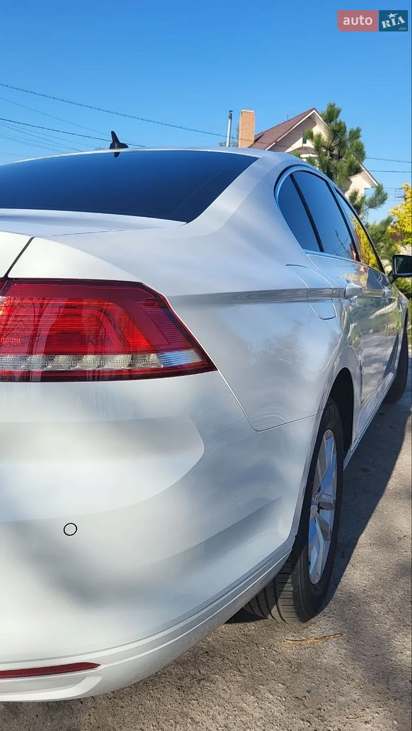 2017 Volkswagen Passat - мініатюра 13