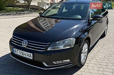 Универсал Volkswagen Passat 2011 в Ивано-Франковске