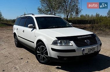 Універсал Volkswagen Passat 2002 в Києві