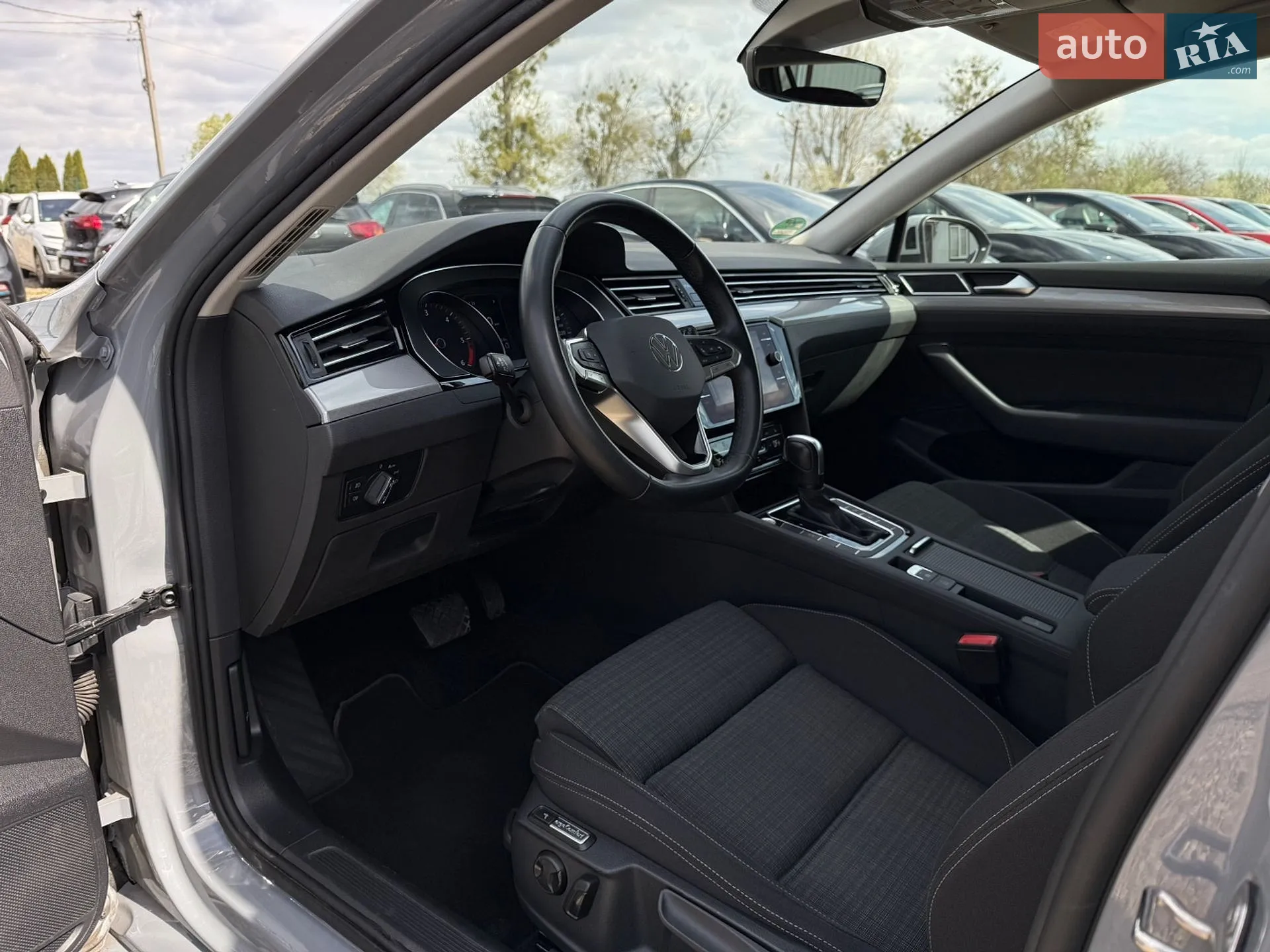 2022 Volkswagen Passat - мініатюра 32