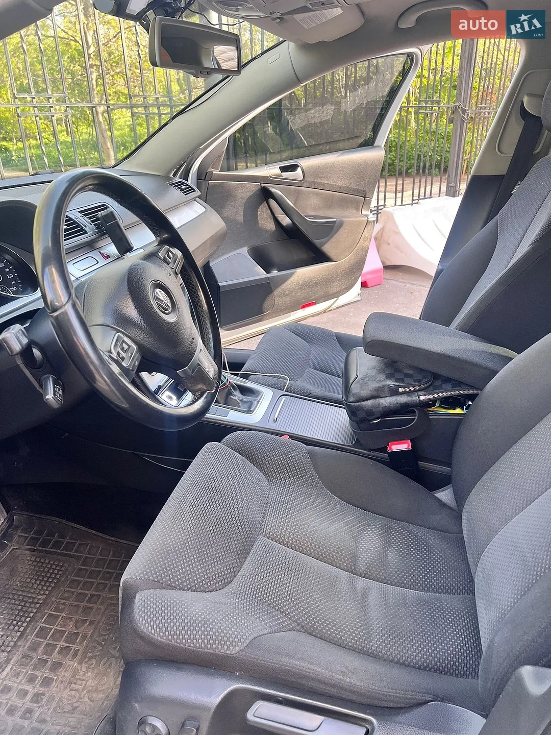 2010 Volkswagen Passat - мініатюра 12
