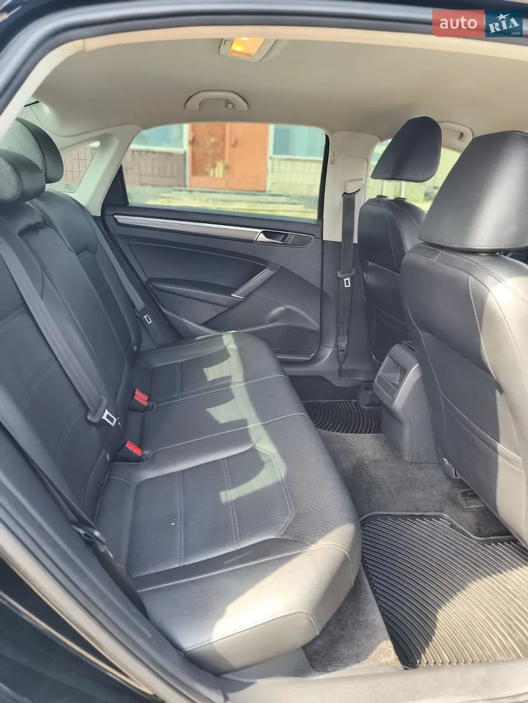 2016 Volkswagen Passat - мініатюра 10
