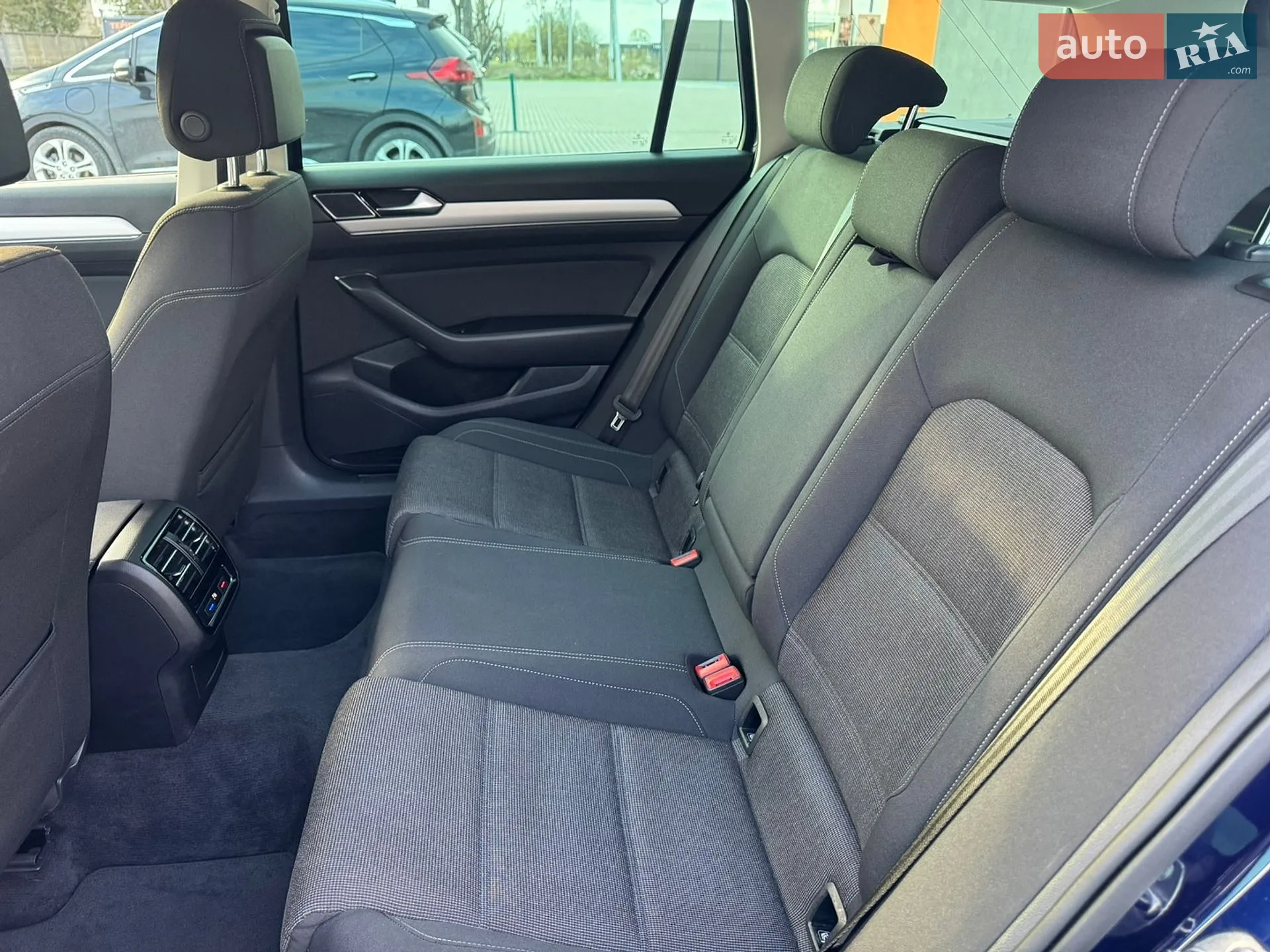 2018 Volkswagen Passat - мініатюра 30