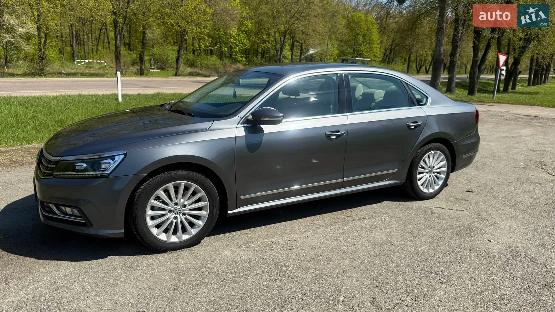 2016 Volkswagen Passat - мініатюра 4