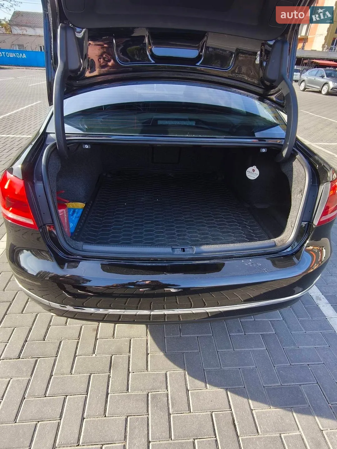 2012 Volkswagen Passat - мініатюра 8