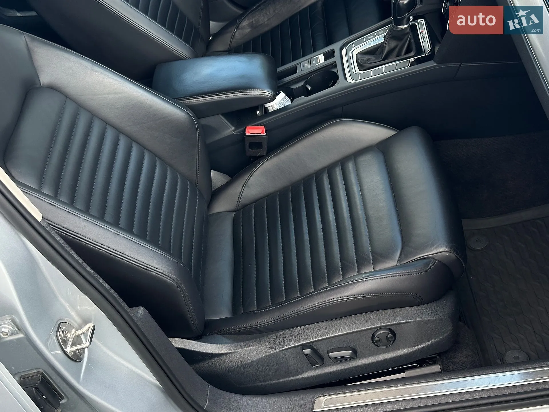 2014 Volkswagen Passat - мініатюра 39