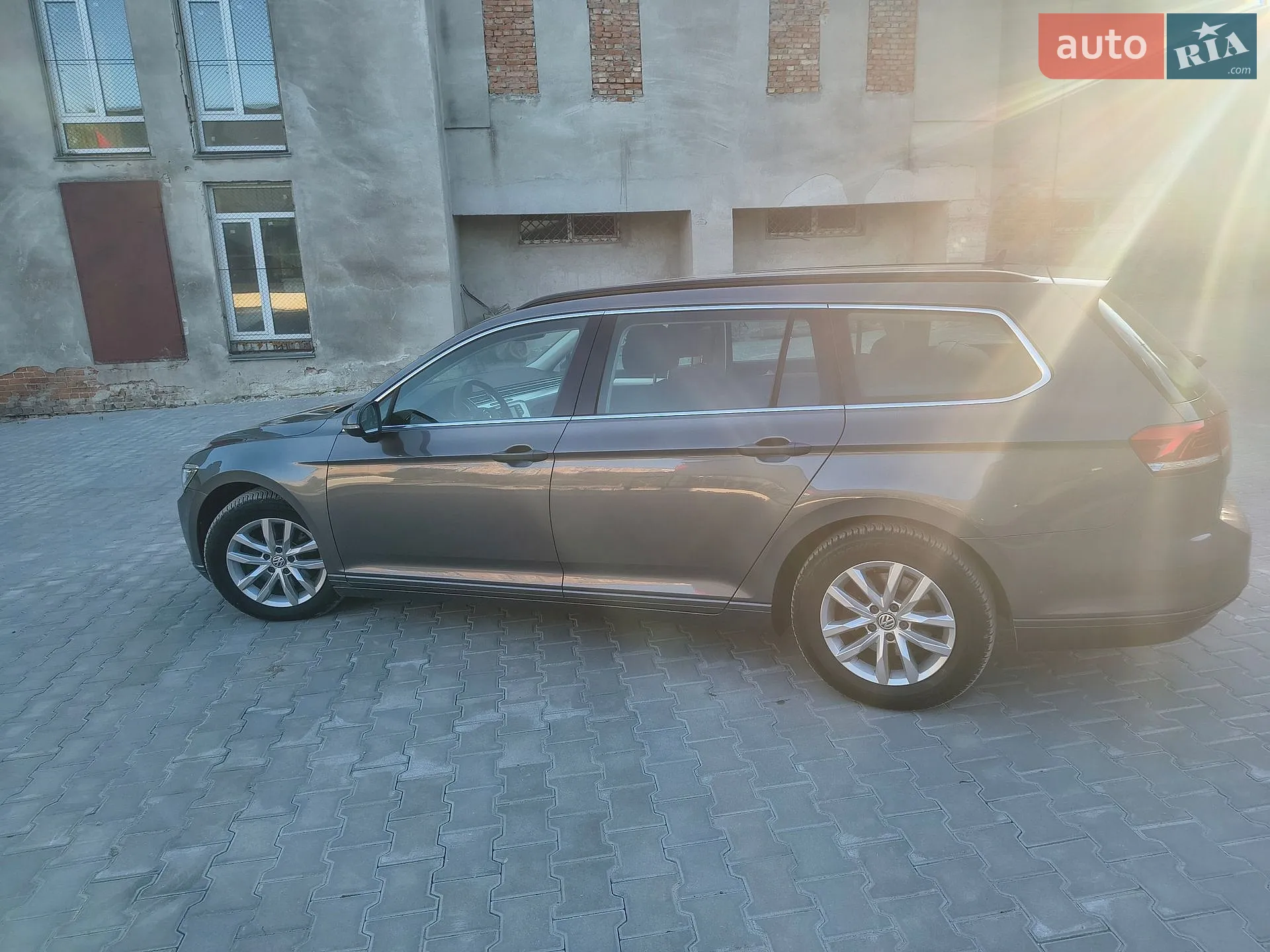 2017 Volkswagen Passat - мініатюра 44